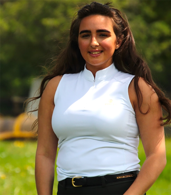 Sleeveless Show Shirt – White